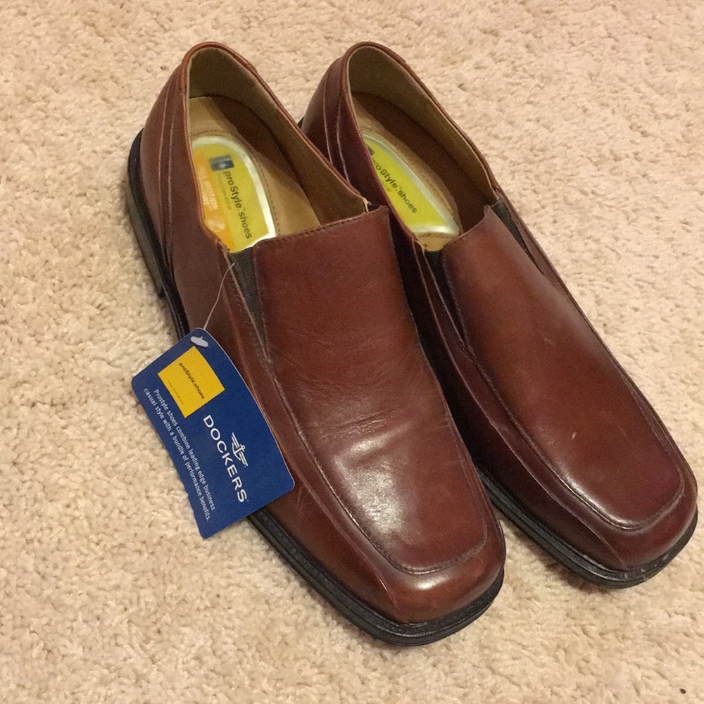 DOCKER brown leather men's dress shoes